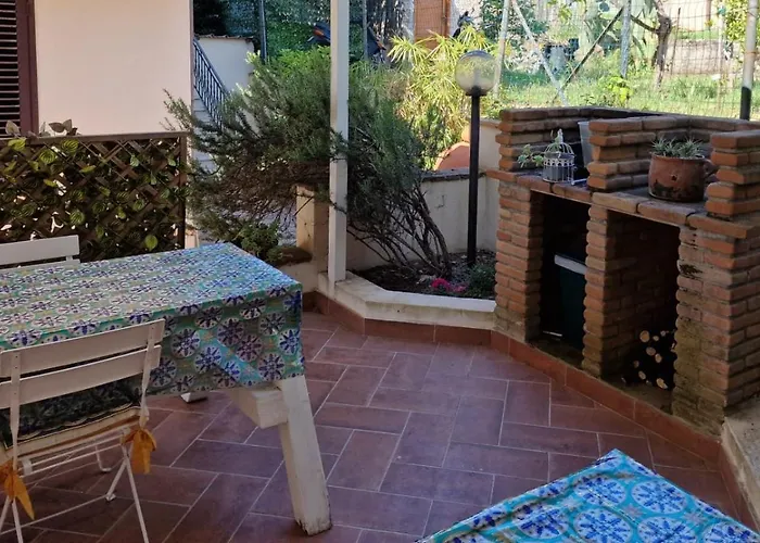La Rosa Dei Venti B&B 팔리누로