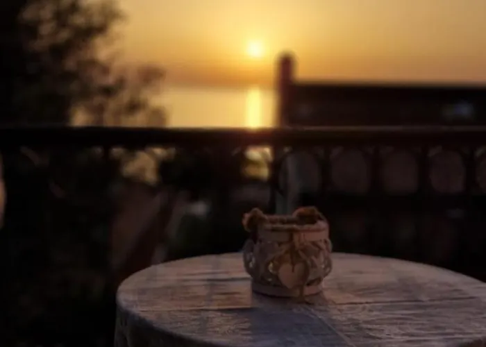 La Rosa Dei Venti B&B 팔리누로